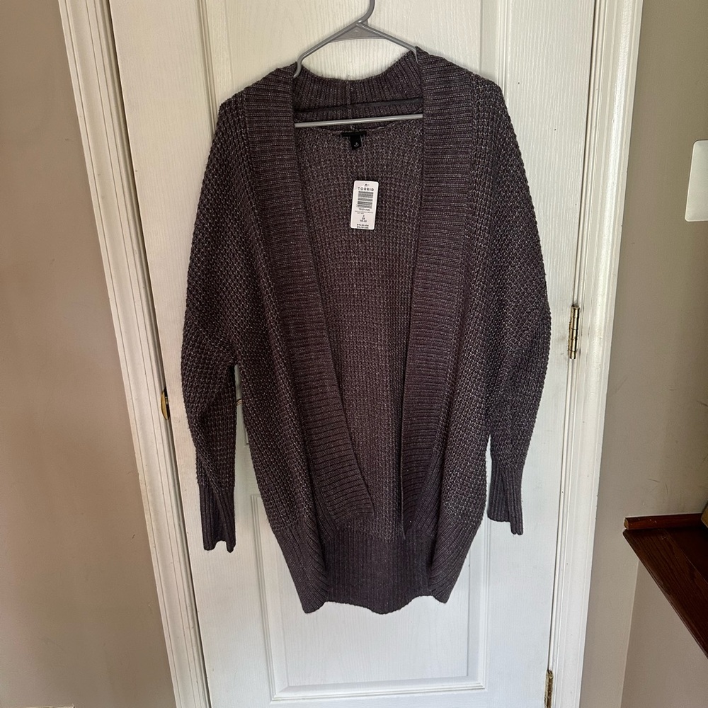 TORRID BNWT Cardigan Size 3